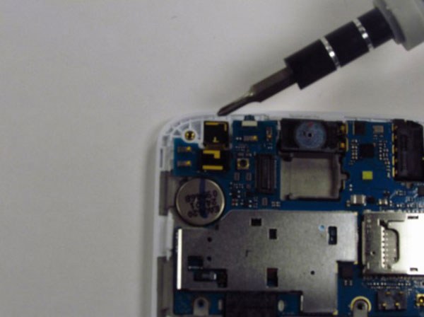Замена фронтальной камеры в LG D618 Optimus G2 mini LTE - 6 | Vseplus
