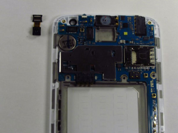 Замена фронтальной камеры в LG D618 Optimus G2 mini LTE - 8 | Vseplus