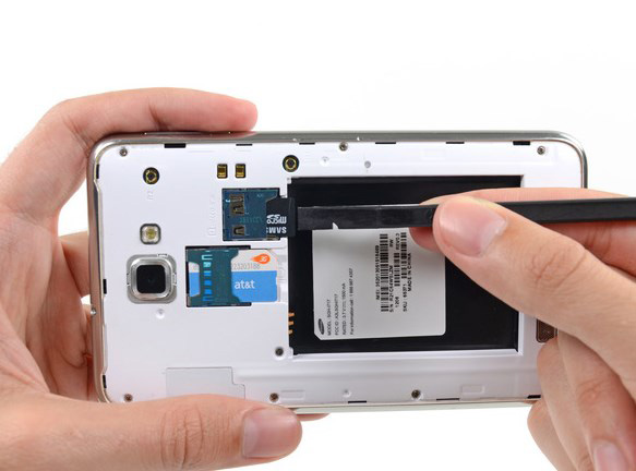 Замена карты памяти в Samsung N7000 Galaxy Note - 11 | Vseplus