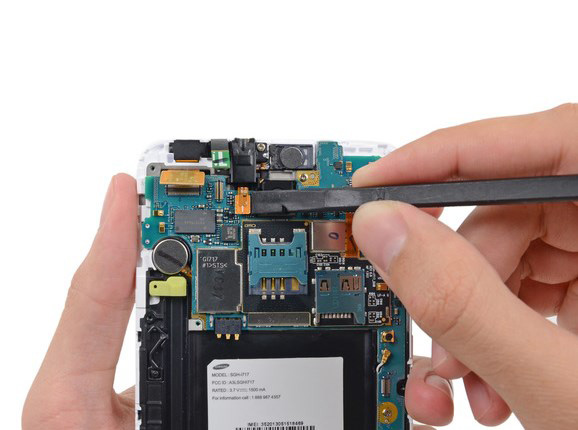Замена вибрационного мотора в Samsung N7000 Galaxy Note - 34 | Vseplus