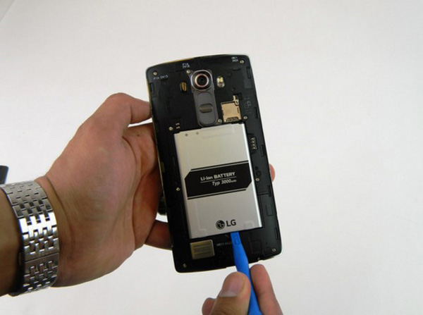Замена батареи в LG H818 G4 - 3 | Vseplus