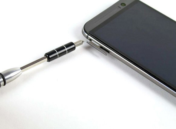 Замена разъема для наушников/платы микро USB в HTC One M8 - 4 | Vseplus