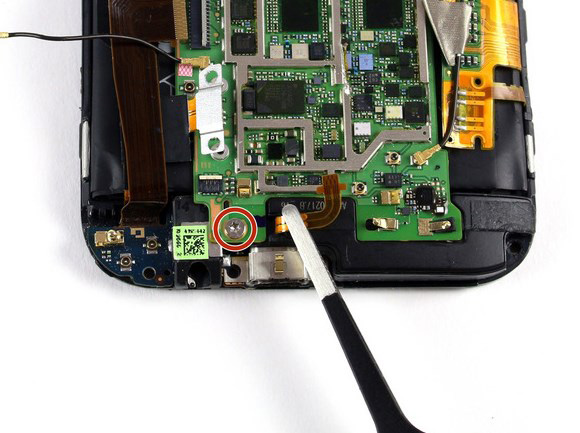 Заміна роз'єму для навушників/плати мікро USB в HTC One M8 - 31 | Vseplus