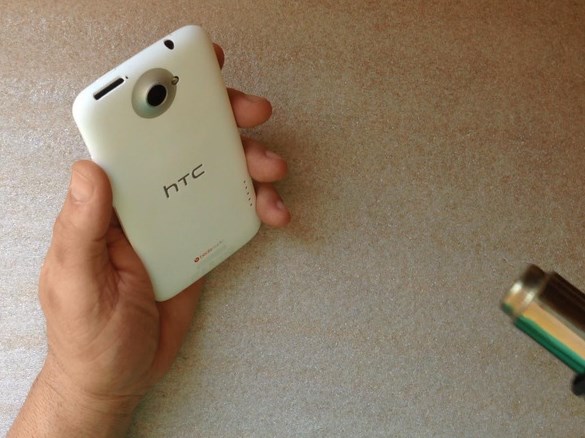 Заміна РК-екрана та сенсорної панелі в HTC One X - 4 | Vseplus