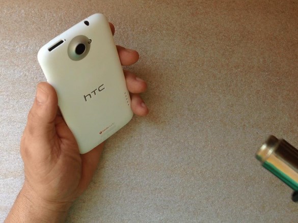Замена батареи в HTC One X - 4 | Vseplus