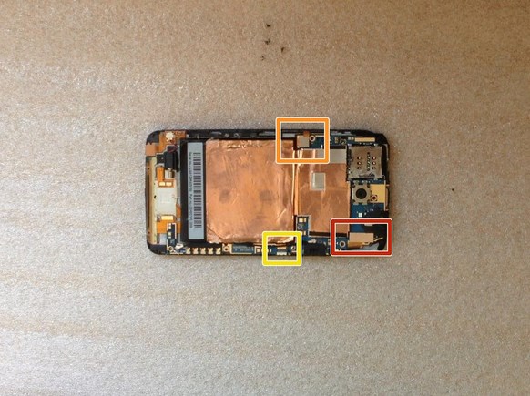 Замена батареи в HTC One X - 14 | Vseplus