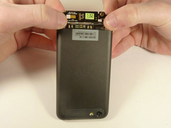 Замена внутренного наушника в HTC T320e One V - 16 | Vseplus