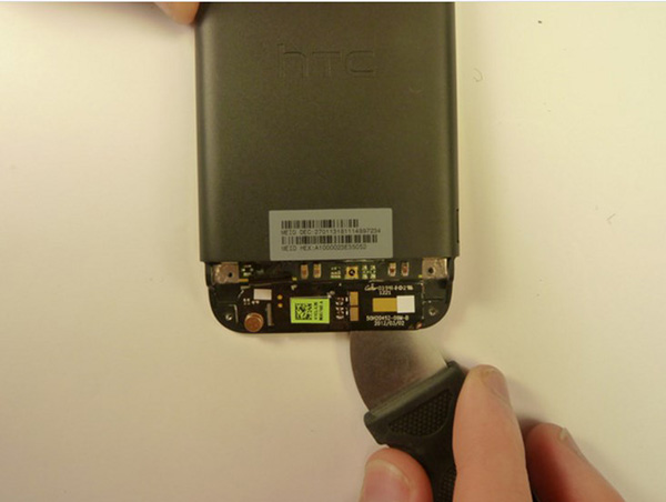 Заміна вібромотора у HTC T320e One V - 14 | Vseplus