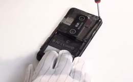 Разборка HTC EVO 3D и замена дисплея - 4 | Vseplus