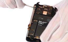 Розбирання Nokia Lumia 620 та заміна сенсорного скла - 12 | Vseplus