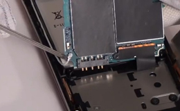 Розбирання Sony Ericsson Xperia Pro MK16i та заміна сенсорного скла - 11 | Vseplus